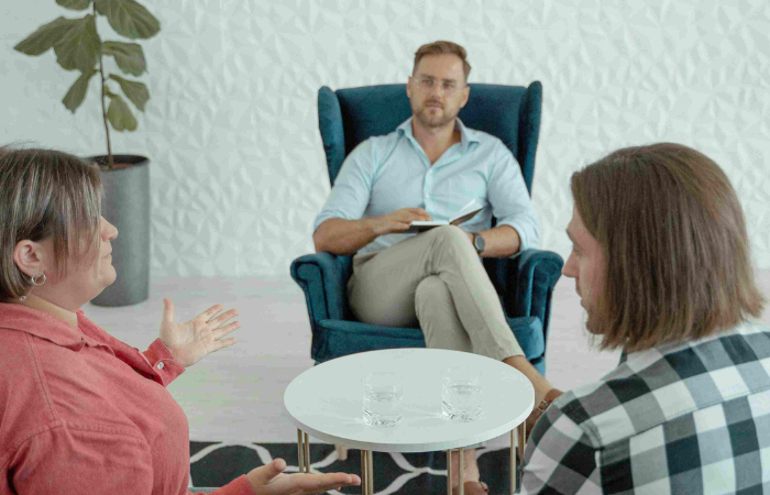 Individual Therapy vs Family Therapy